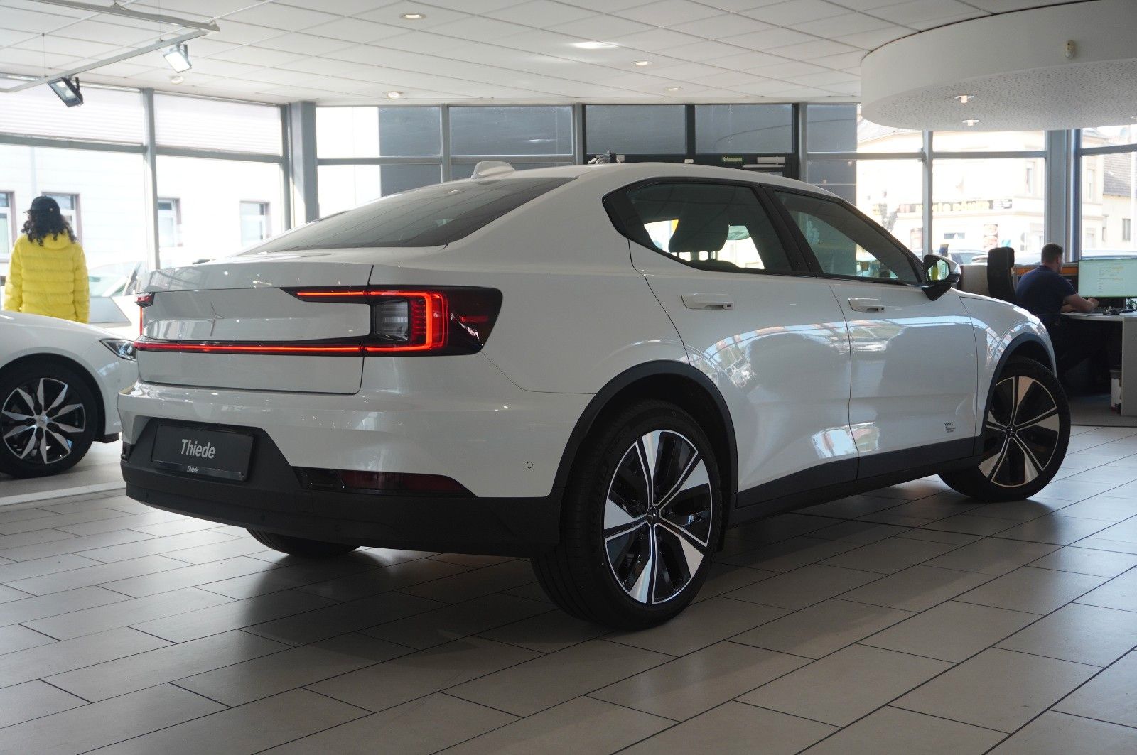 Fahrzeugabbildung Polestar 2 Long Range DUAL-MOTOR NAVI/LED/360°/VIRT/PILOT