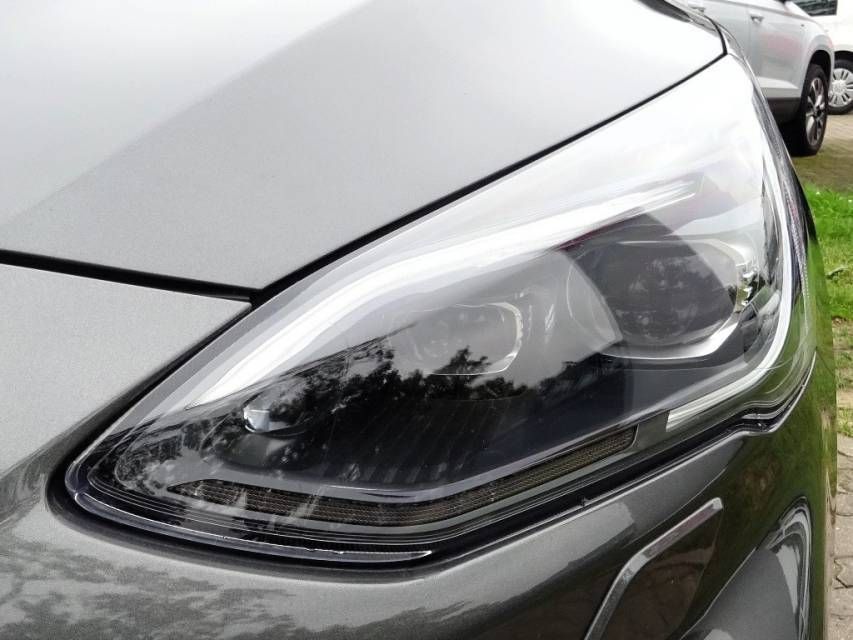 Fahrzeugabbildung Ford Focus 1,5 EcoBoost ST-Line Navi AHK