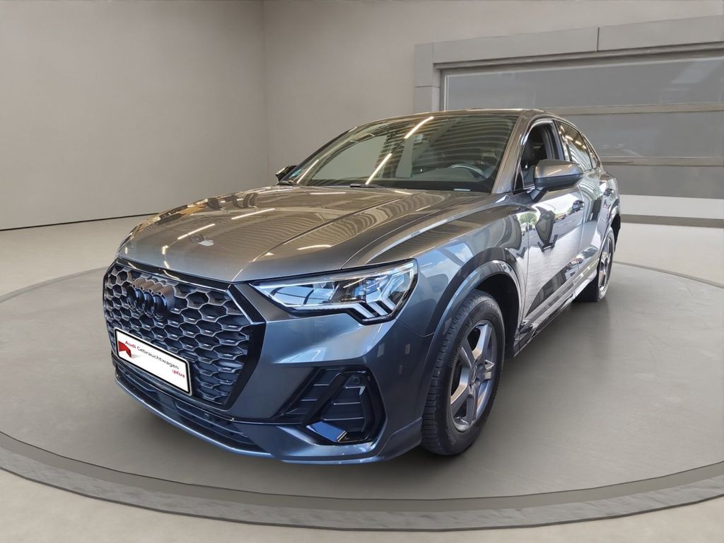 Image of Audi Q3