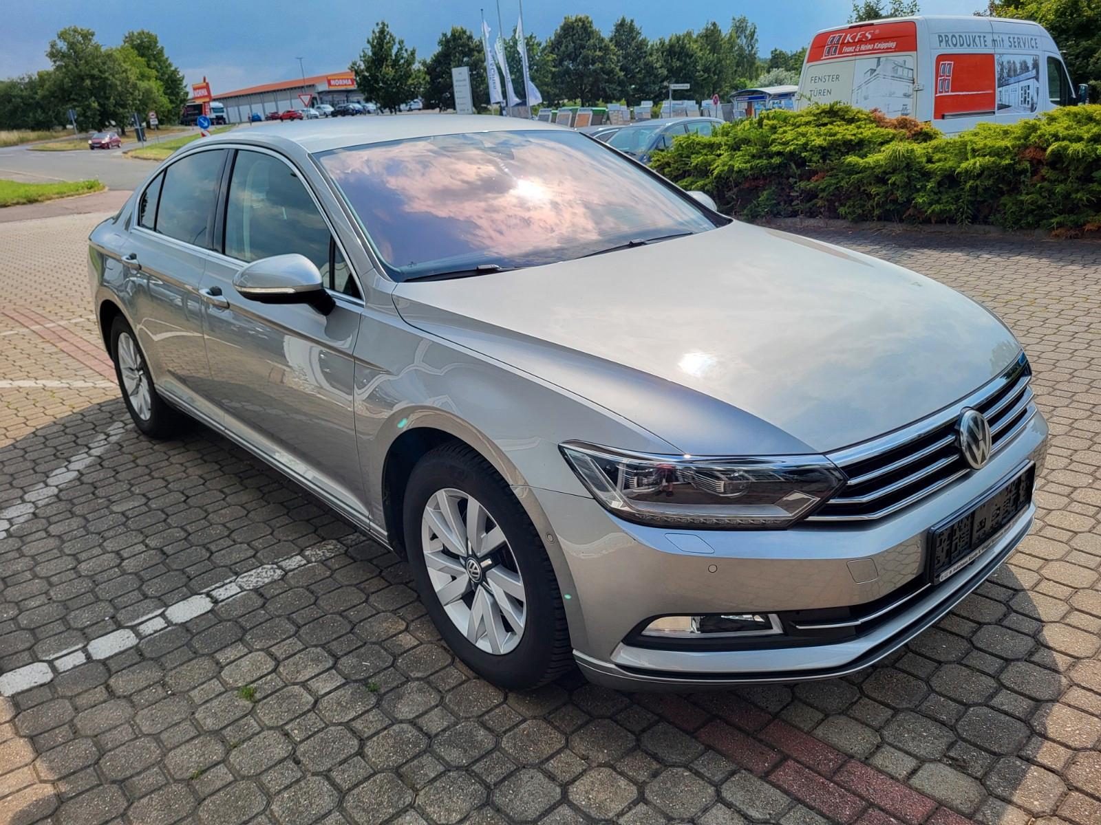 Volkswagen Passat Lim. Comfortline