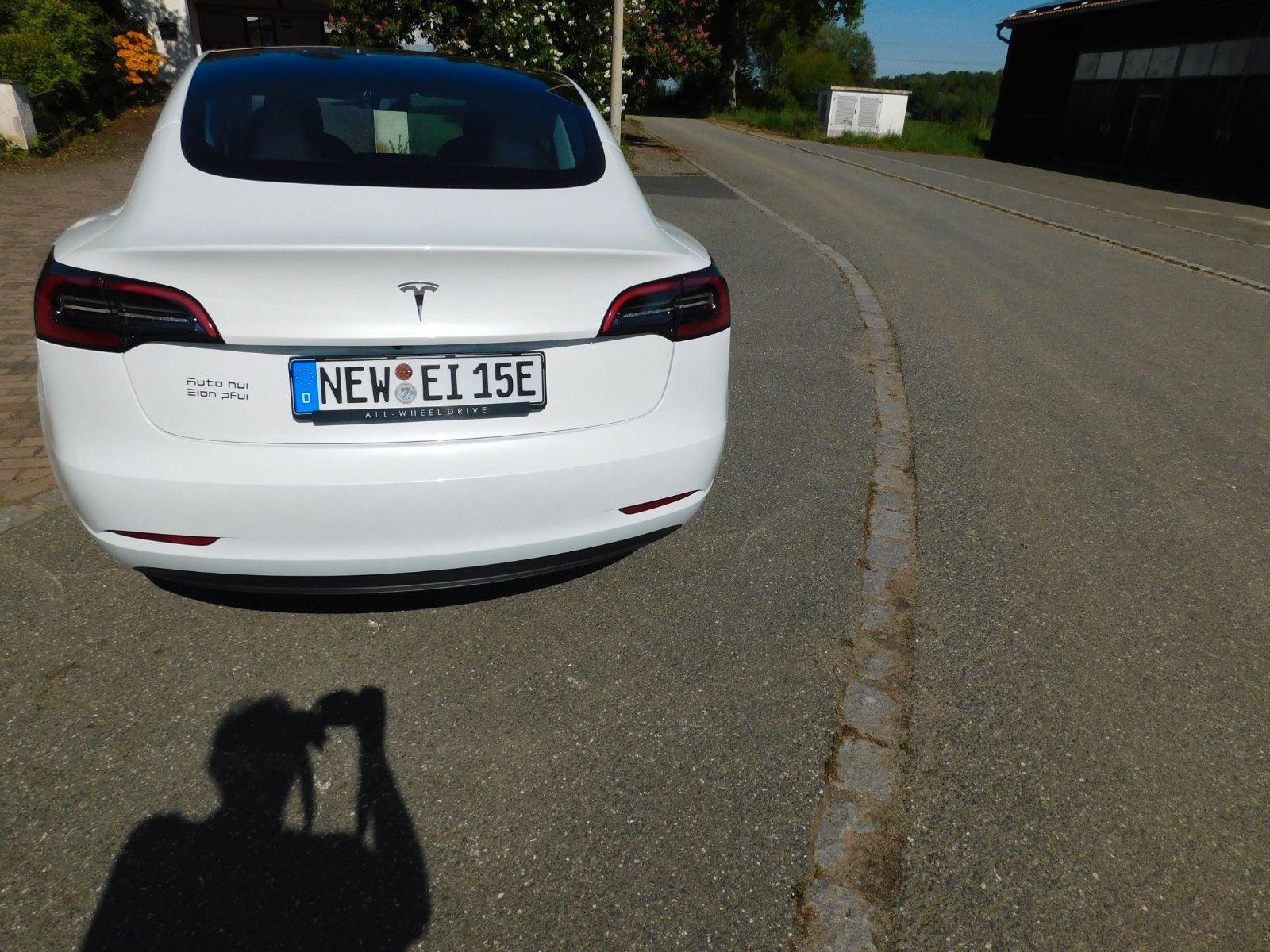 TESLA Model 3