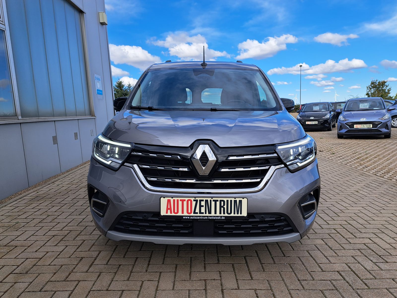 Fahrzeugabbildung Renault Kangoo Techno TCe130 AUTOMATIK AHK ACC NAVI LED