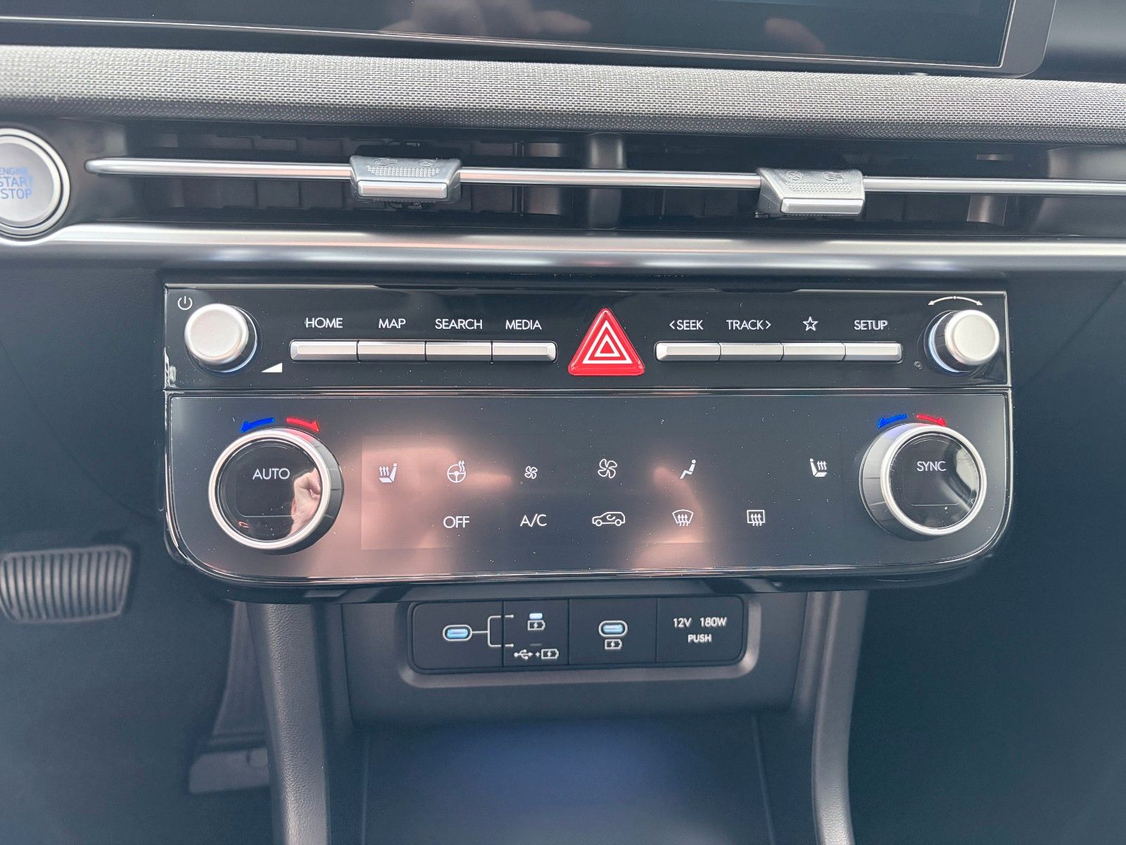 Fahrzeugabbildung Hyundai TUCSON 150PS Trend Navi/Kamera!