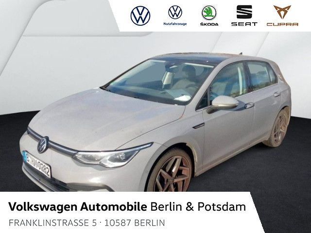 Volkswagen Golf VIII 1.5 eTSI DSG Style Pano H&K Matrix-LED