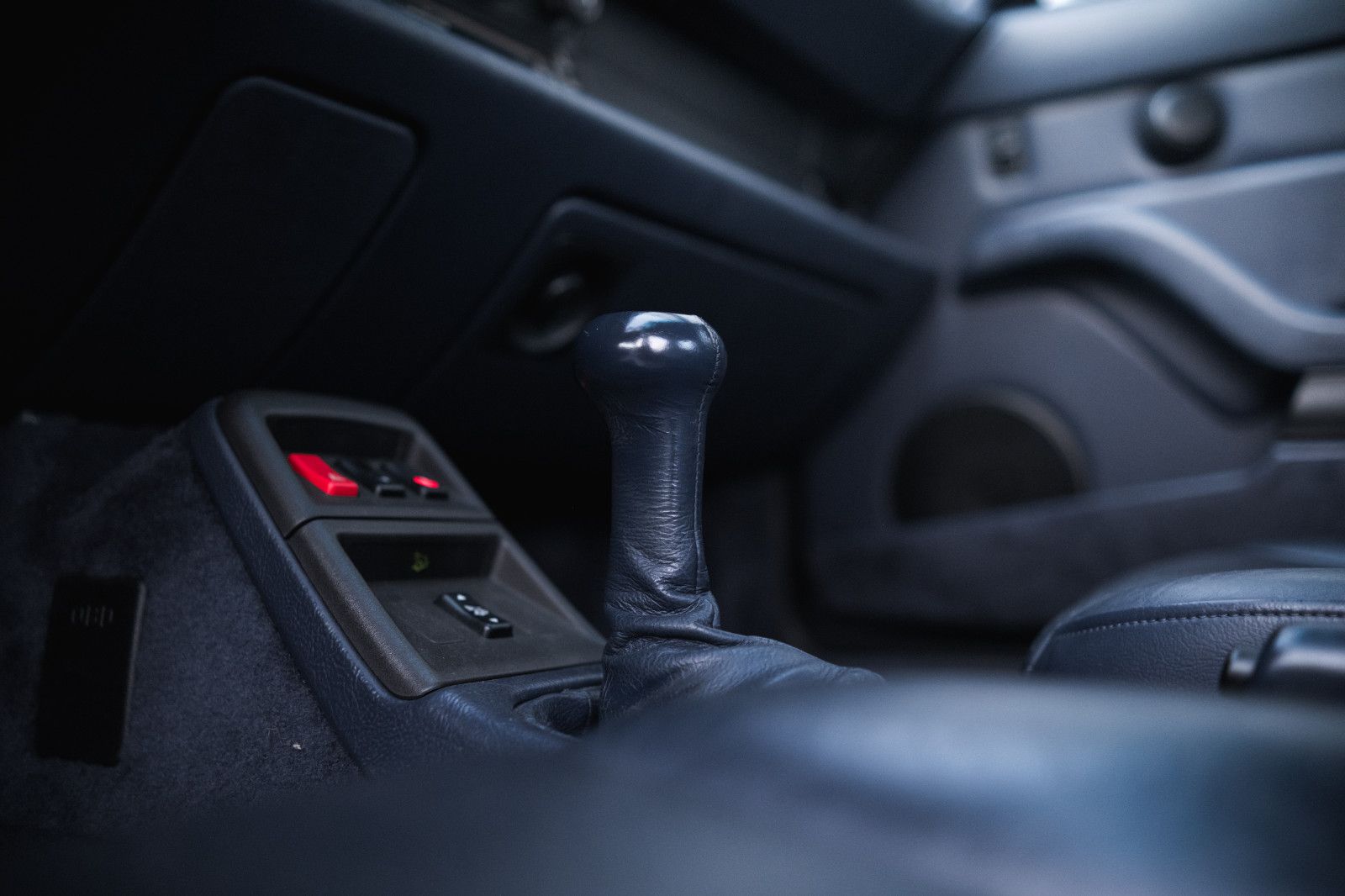 Fahrzeugabbildung Porsche 993/911 Carrera-dt. Auto-unfallfrei-Schalter