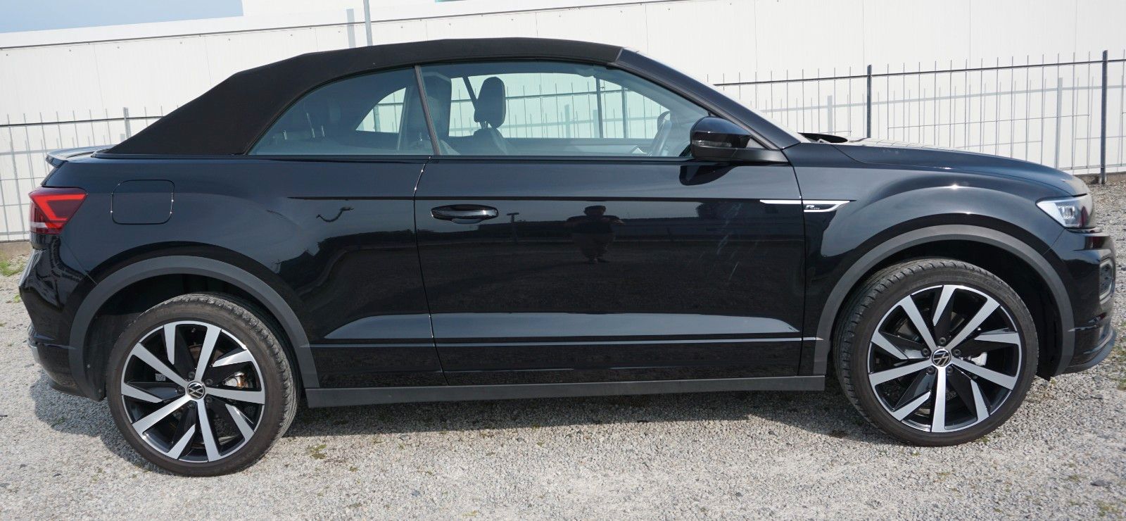 Fahrzeugabbildung Volkswagen T-Roc Cabriolet R-Line,Navi,DCC, DAB+,OPF, ALS,