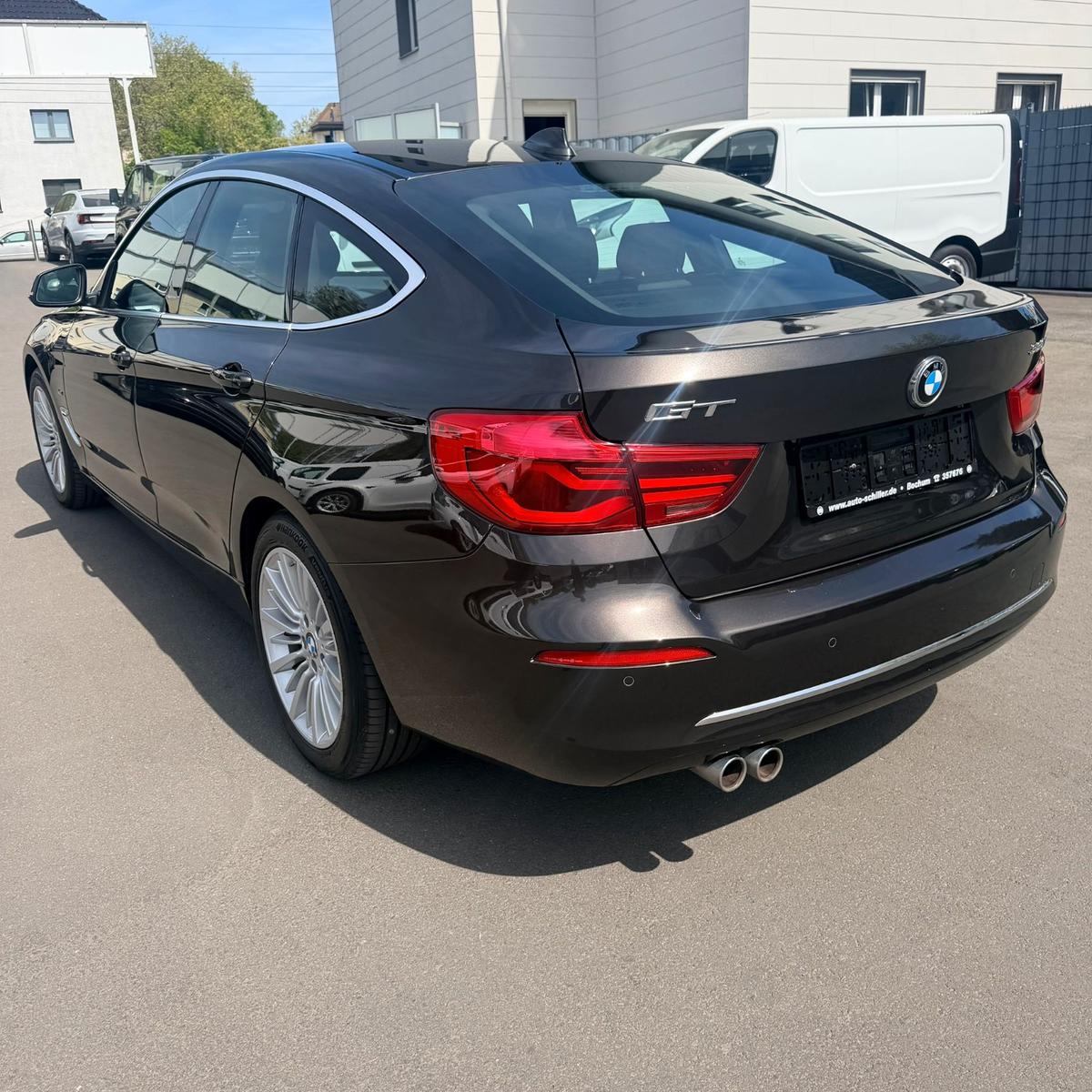 BMW 330 Gran Turismo # Luxury Line # AHK # Leder...