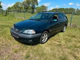Toyota TOYOTA AVENSIS 2.0i /Automatik/Standheitzu... - Toyota Avensis aus 2002: Kombi