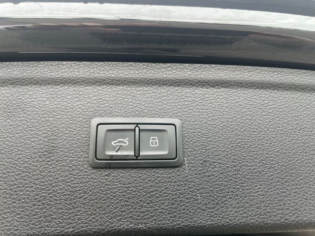 Fahrzeugabbildung Audi Q5 40 2.0 TDI quattro Autom. Navi, Sitzheizung