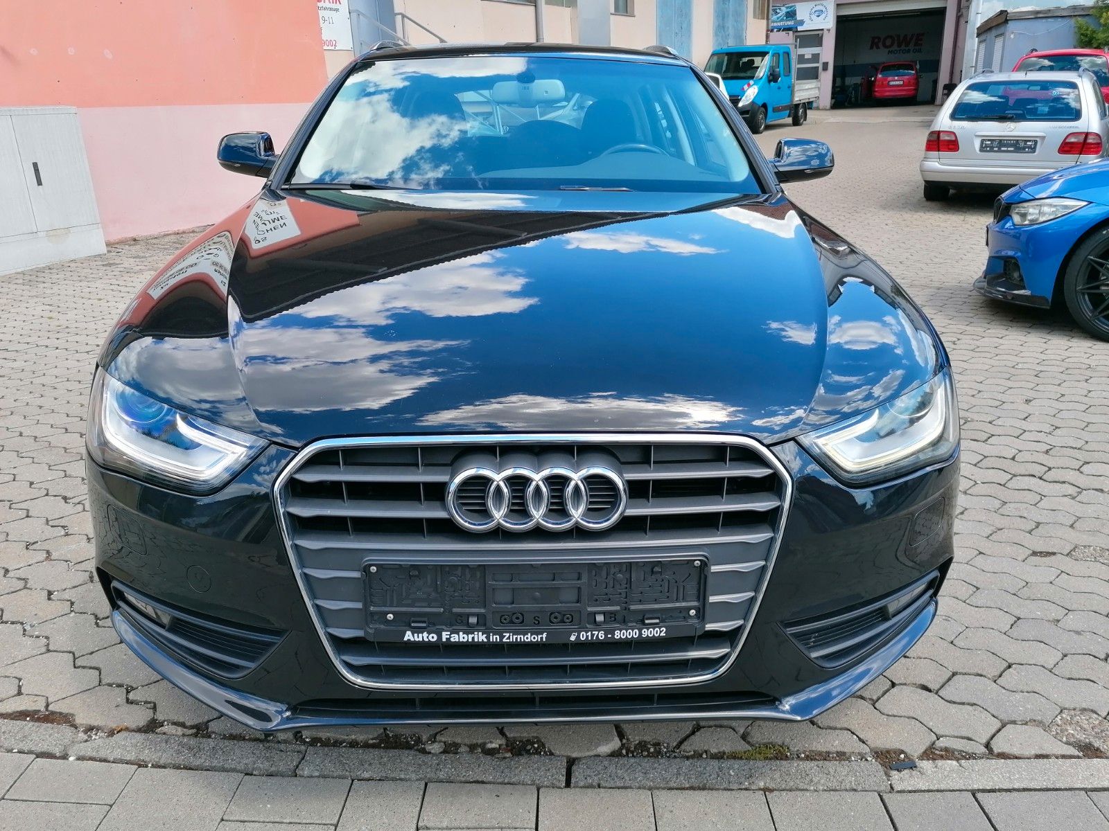 Audi A4 - 1