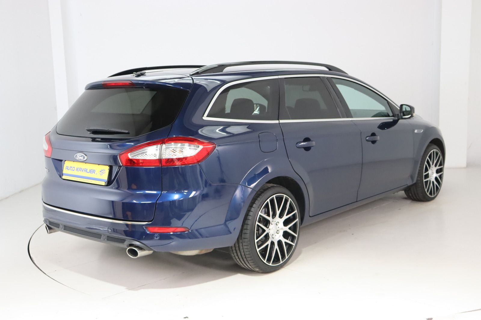 Fahrzeugabbildung Ford Mondeo Turnier 2.0i Titanium * Sitzhzg * Top