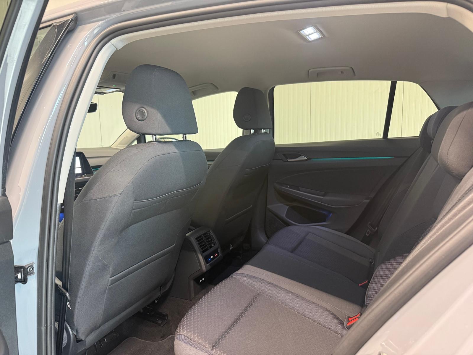 Volkswagen Golf VIII United 1.5 TSI LED RFK ACC, миниатюра 24