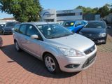 Ford Focus Turnier Titanium 1,8i +++AHK+++ - Ford Focus aus 2010: Titanium