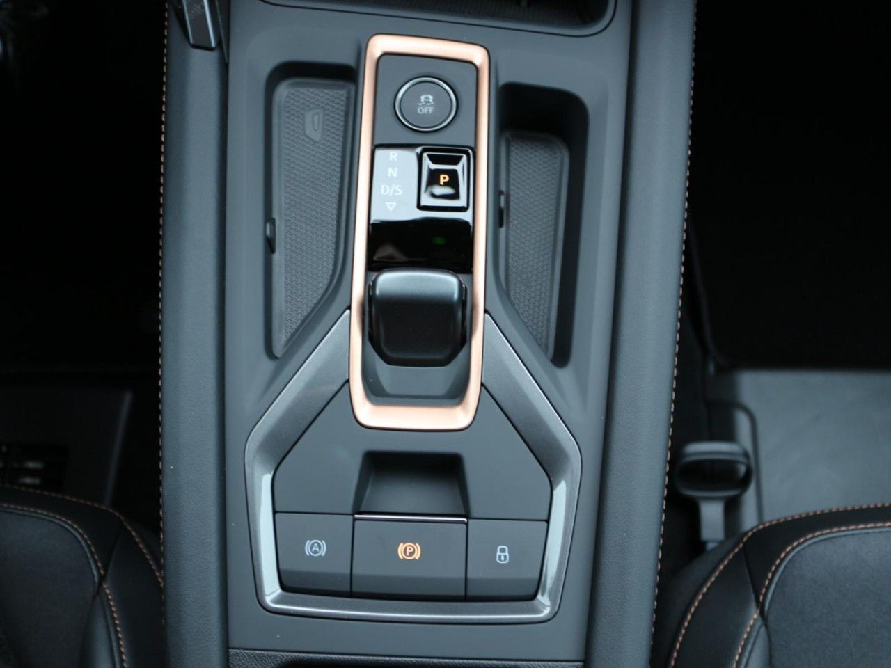 Fahrzeugabbildung CUPRA Formentor 1.5 eTSI DSG