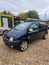 Renault Twingo 1.2 Initiale - Renault Twingo mit Benzin-Antrieb: Kleinwagen, Automatik, 1.2