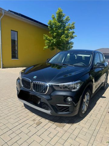 BMW X1 sDrive18i Advantage Advantage