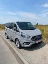 Ford Tourneo Custom 2.0 EcoBlue 125kW 320 L1 Tita... - gebrauchte Ford Tourneo Custom aus dem Jahr 2023