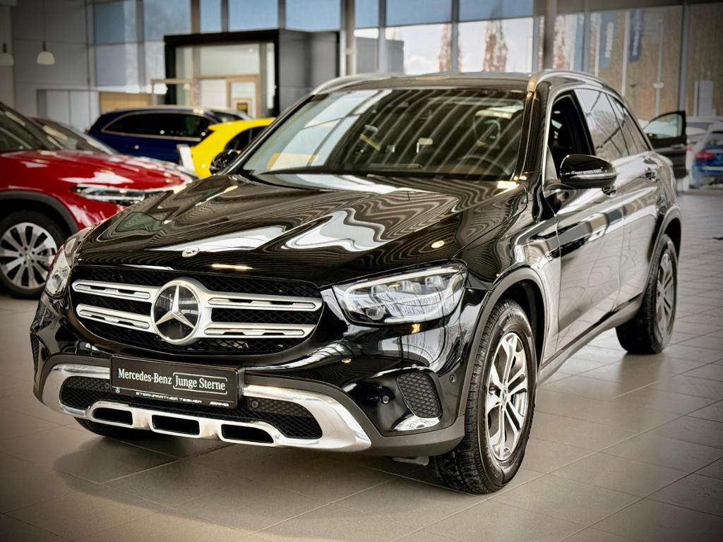 Mercedes-Benz GLC 300 d 4M MBUX+Ambiente+CarPlay+KAMERA+NAVI