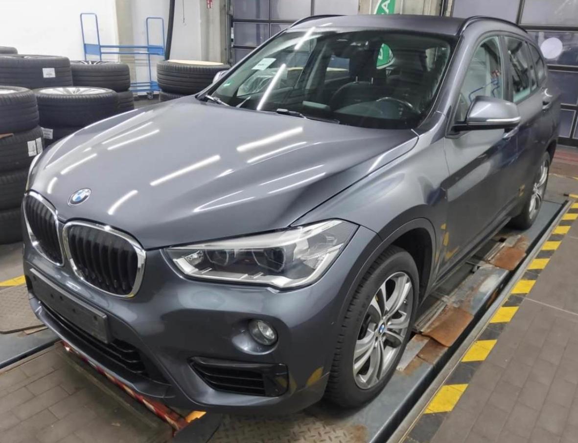 BMW X1 xDrive 20 d Sport Line.Navi.Automatik.Kamera.