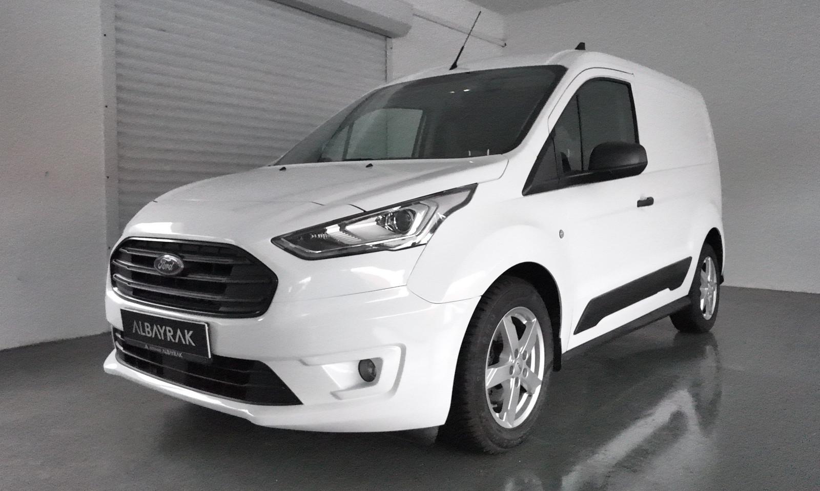 Ford Transit Connect Kasten Kamera Carplay