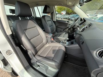 Volkswagen Tiguan - 11