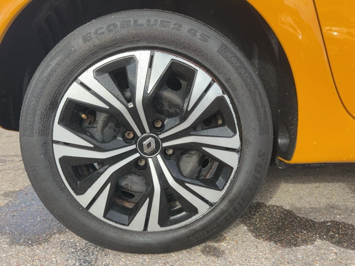 Fahrzeugabbildung Renault Twingo ZEN SCe 65 - mit KI generiert/bearbeitet