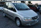 Fiat Multipla 1.9 MJT Emotion - graue Fiat Multipla