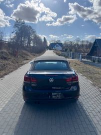 Volkswagen Golf - 6