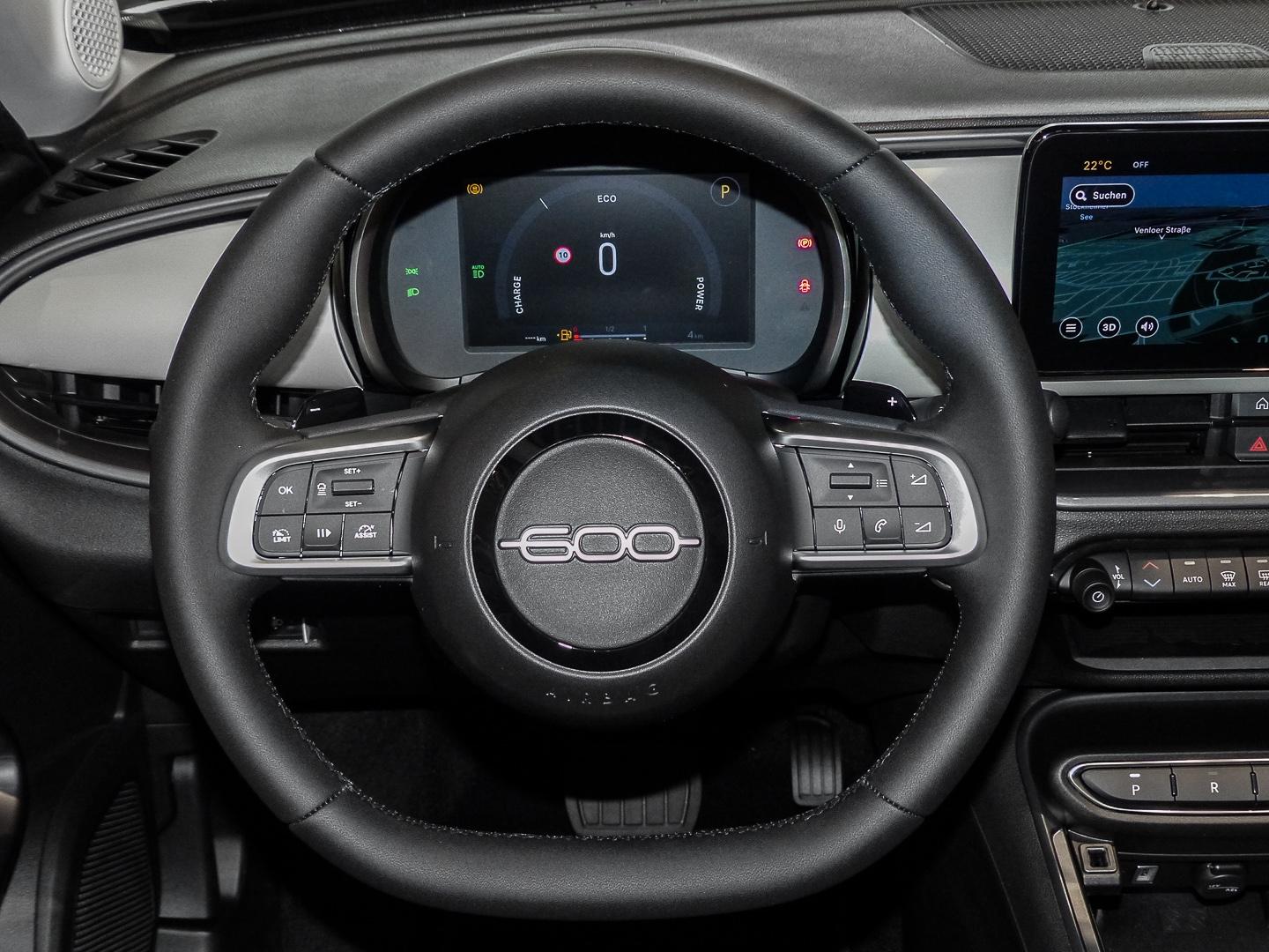 Fiat 600 La Prima Hybrid DCT Navi Massage Sitz LED
