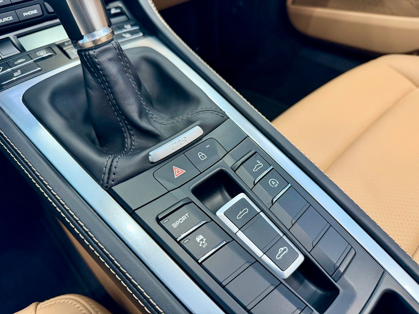 Fahrzeugabbildung Porsche 718 Boxster 20"Zoll / BOSE / Bi-Color / PCM-Navi