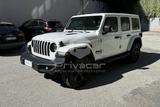 Jeep JEEP Wrangler Unlimited 2.2 Mjt II Night Eagle - Jeep Wrangler: Night Eagle