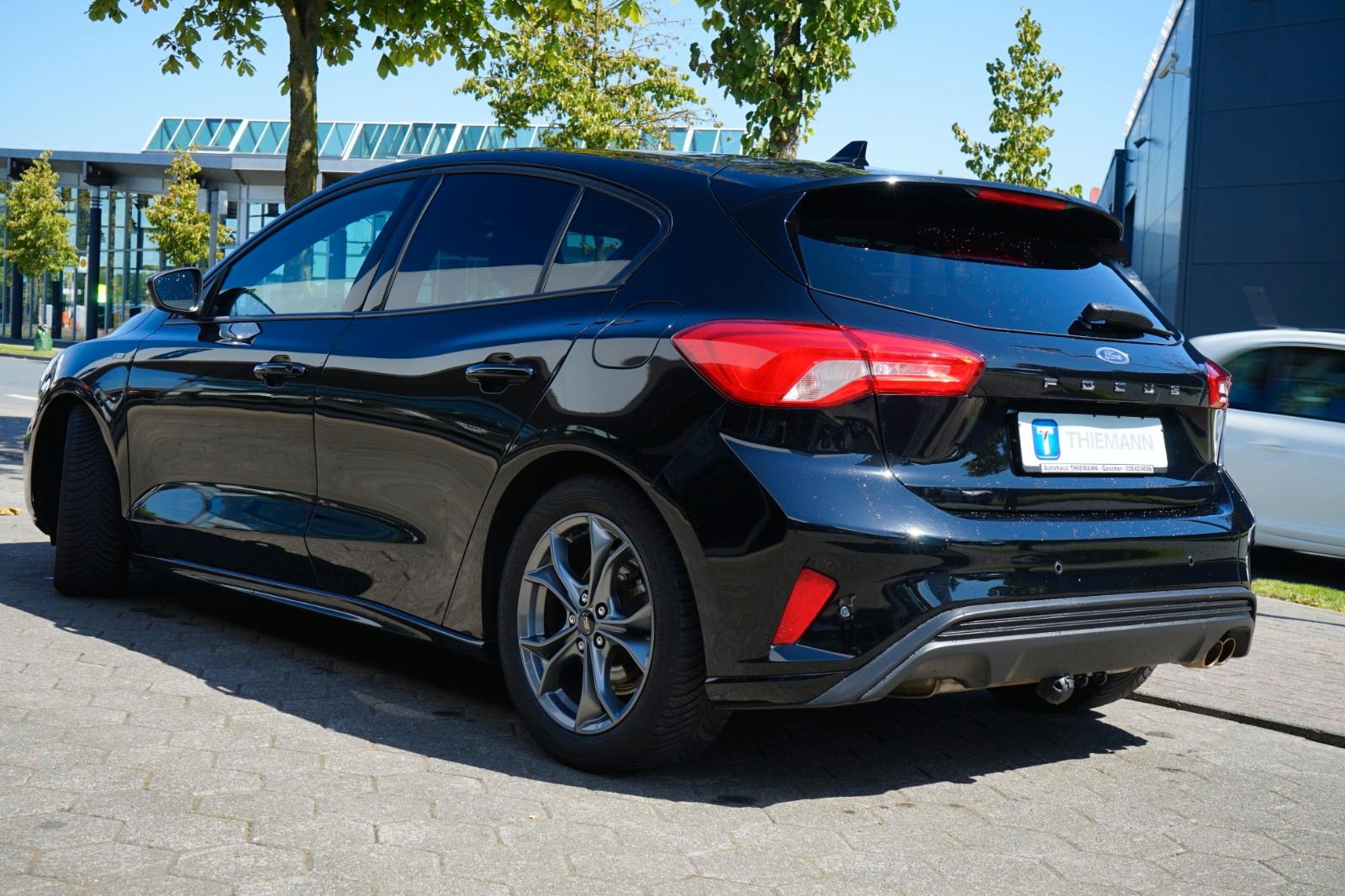 Ford Focus Lim.1.0 EcoBoost ST-Line  AHK/Navi/Shz