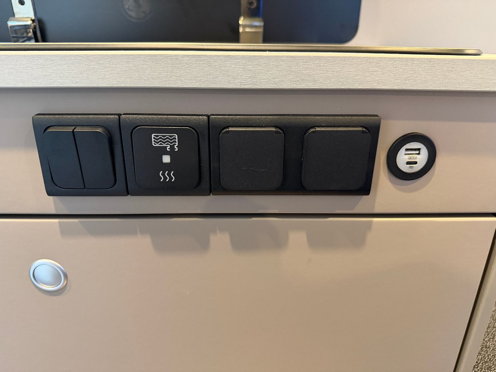 Fahrzeugabbildung Carado CV 541 pro - SIE SPAREN 4.547€ !!! -