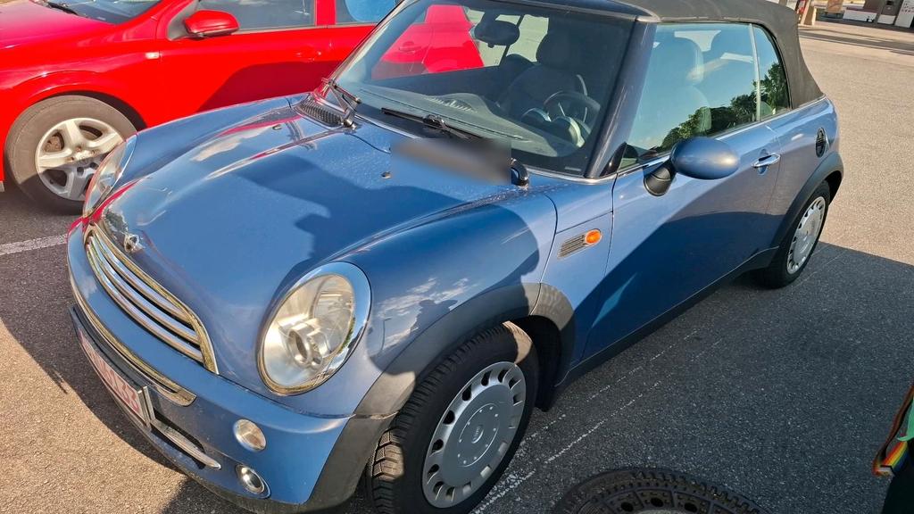MINI Cooper Cabrio