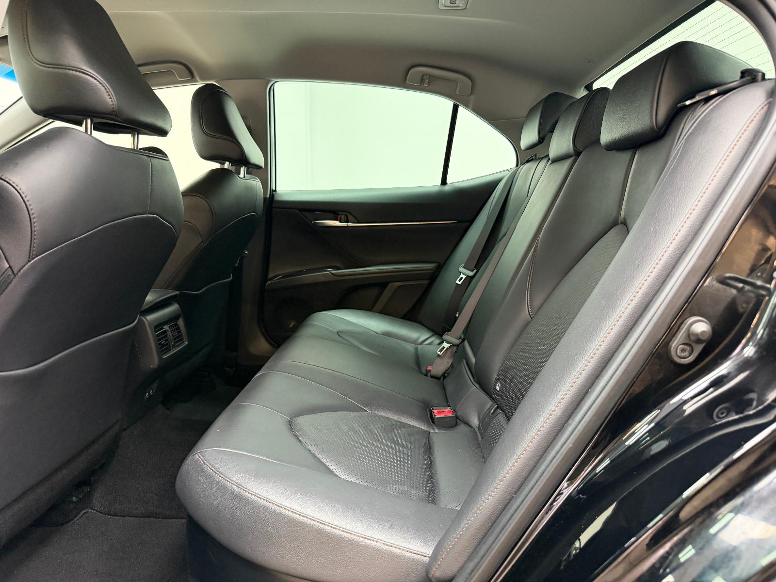 Toyota Camry Hybrid Executive/Navi/R-Kamera/Spurhalte/