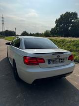 BMW E93 325d Cabrio *M-PAKET*NAVI*SHZ*TEMPOMAT* - BMW 325 in Hamm