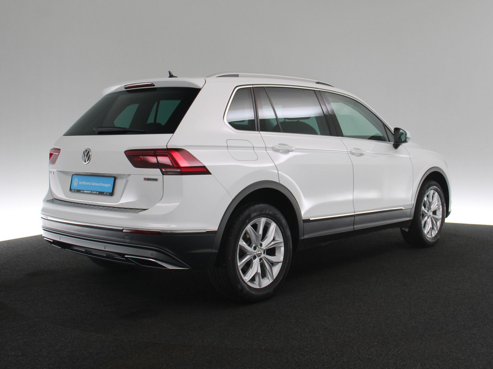 Volkswagen Tiguan 2.0 TSI BMT Highline 4Motion LED AID ACC foto 6