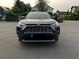 Toyota RAV 4 2.5 Hybrid Club Auto AWD  - Toyota RAV 4 mit Benzin-Antrieb: Allradantrieb, Geländewagen, Automatik