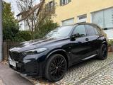 BMW X5 30d xDrive M Sport Paket Pro *ICONIC-GLOW* - gebrauchte BMW X5 aus dem Jahr 2024