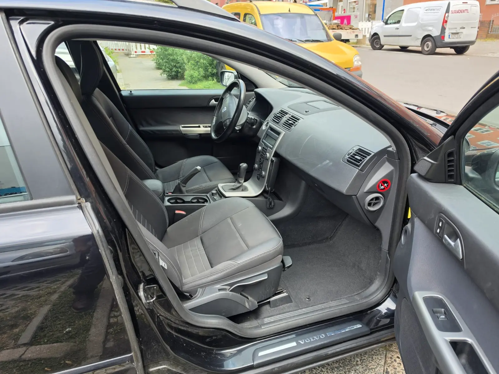 Volvo V50 2006 — photo 12