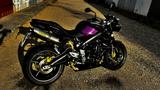 Triumph Street Triple - 2012 STREET TRIPLE