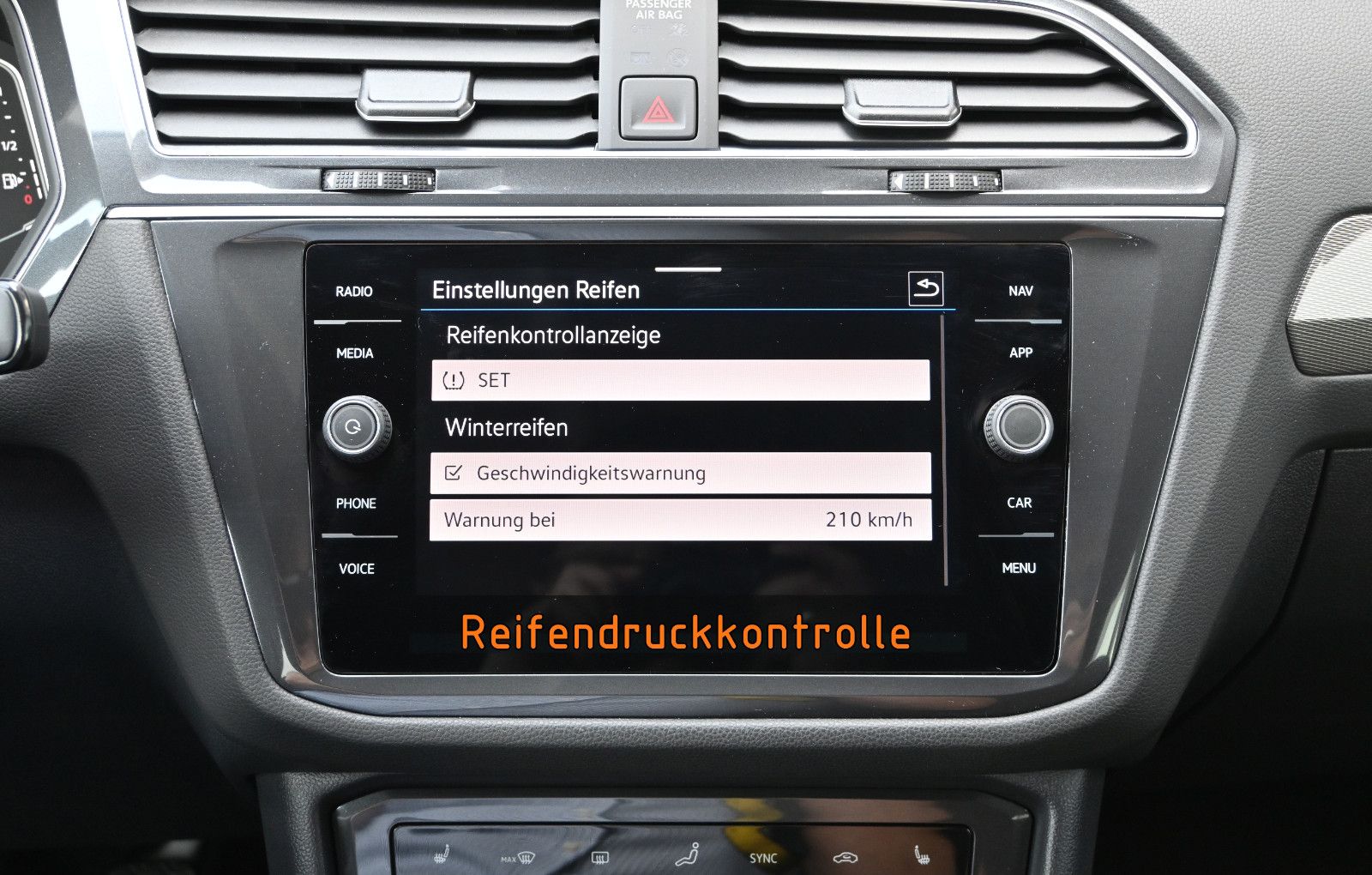Fahrzeugabbildung Volkswagen Tiguan Allspace 2.0 TDI °ACC°AHK°STANDHEIZ°360°