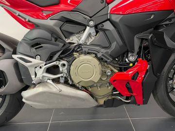 Ducati Streetfighter V4