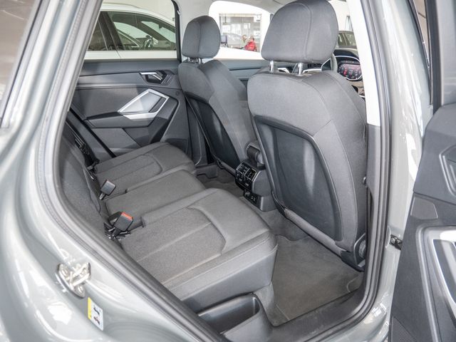 Q3 Sportback 35 TFSI S line PDC SHZ AHK ACC LED