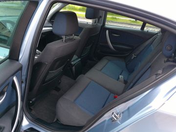 BMW 120 - 11
