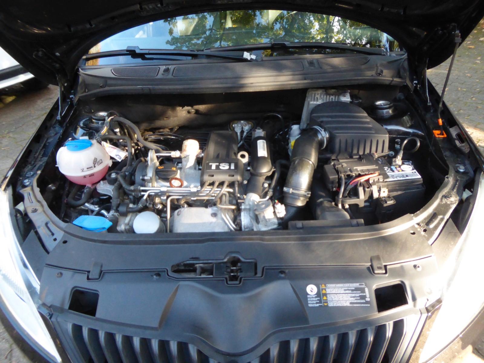 Skoda Fabia 2011 — photo 23