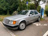 Mercedes-Benz W124 300D Automatik H-Kennzeichen - Mercedes-Benz 300 aus 1991: 300d