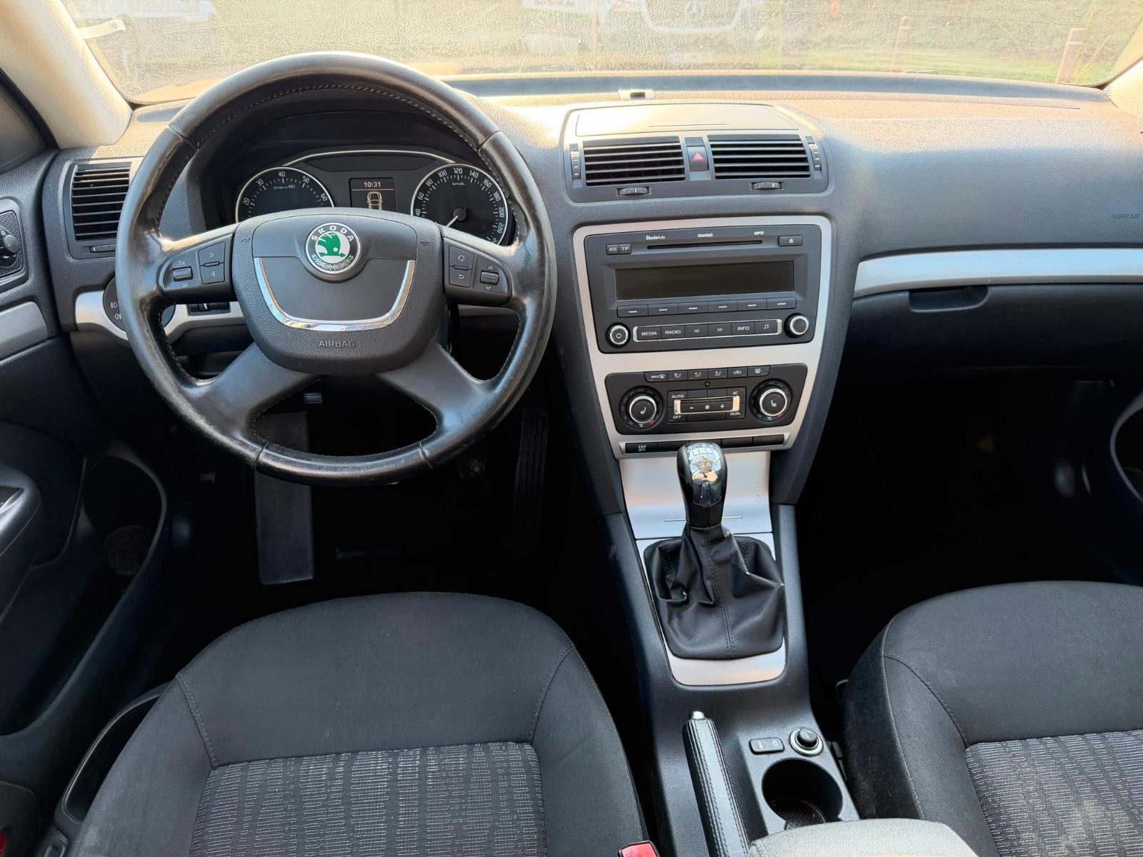 Skoda Octavia 2009 — photo 14