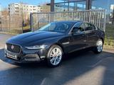 Jaguar XE 250 SE AUTOMATIK/NAVI/LEDER/KAMERA/LED!!! - Jaguar XE: Se