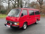 Nissan Urvan 2.5 Diesel, Ahk, LKW Geschl. Kasten - Nissan aus 1995